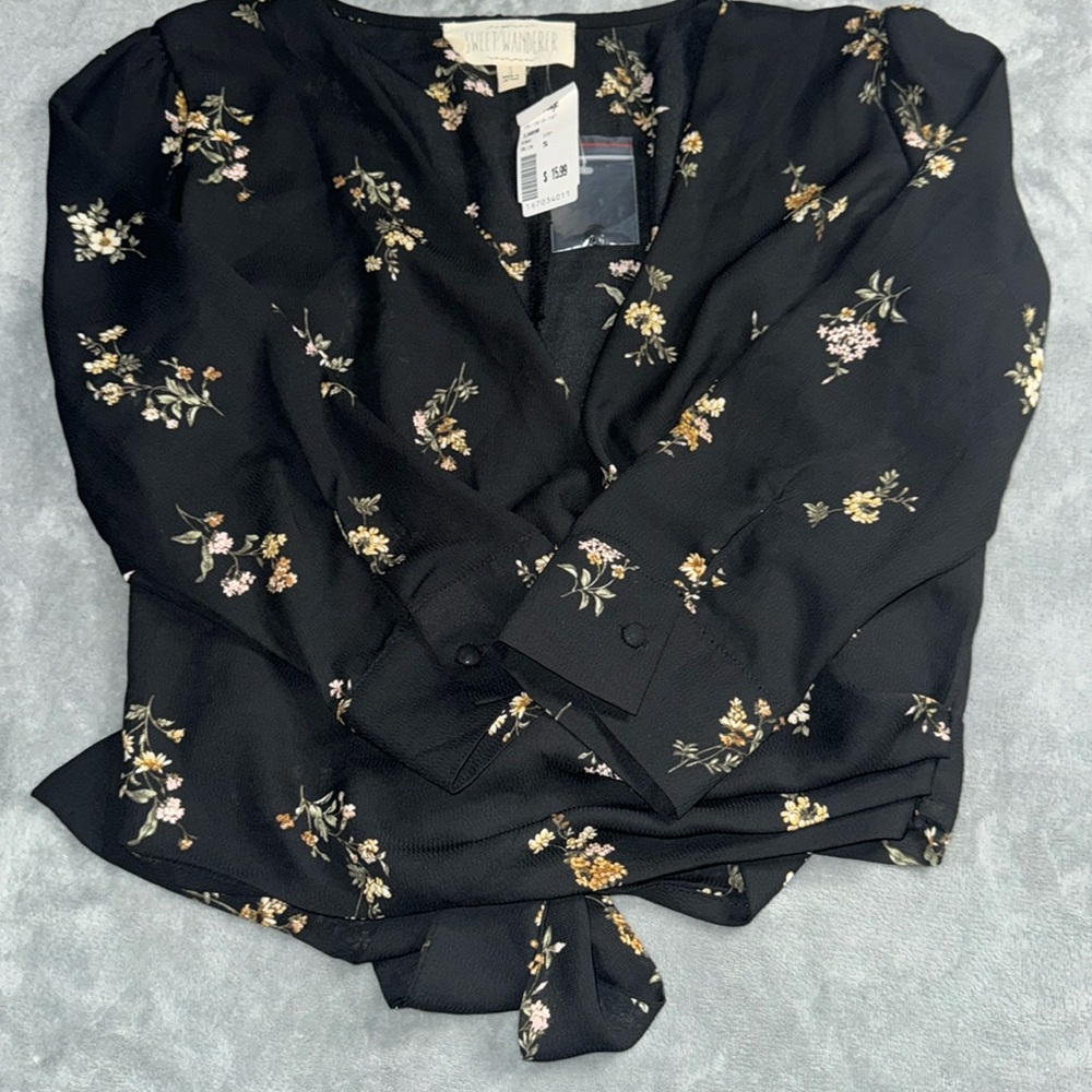Floral print blouse